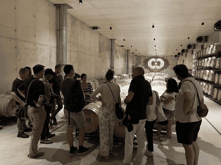 Wijnproeverij tijdens Incentive reis Valencia bij Bodega Chozas Carrascal