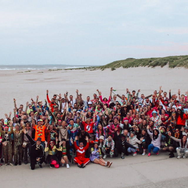 Teamweekend naar verrassend Vlieland... voor hen werd het ‘Vliebiza’